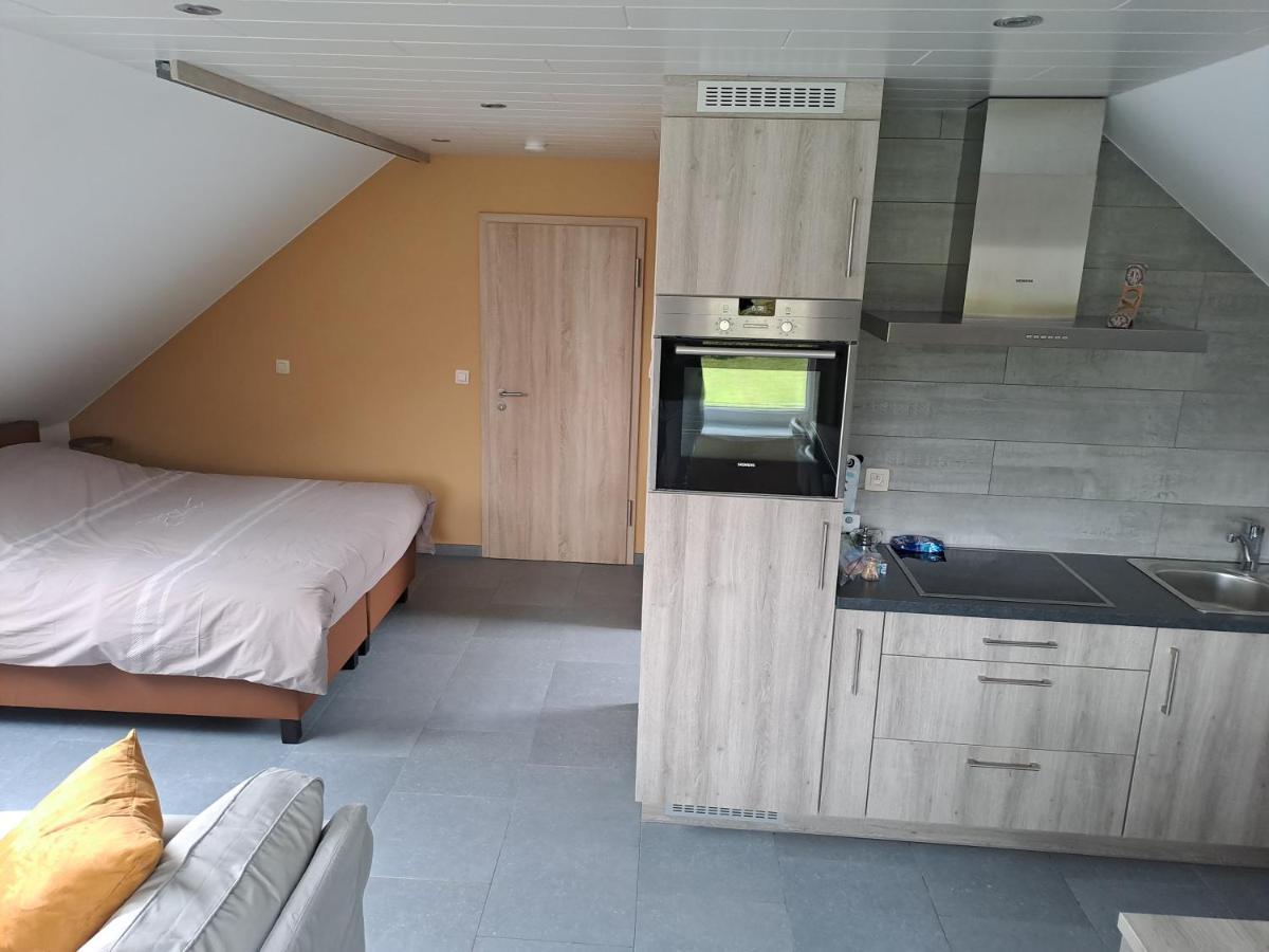 La Ferme Villa Бастон Екстериор снимка